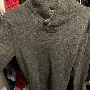 Men gray sweatshirt